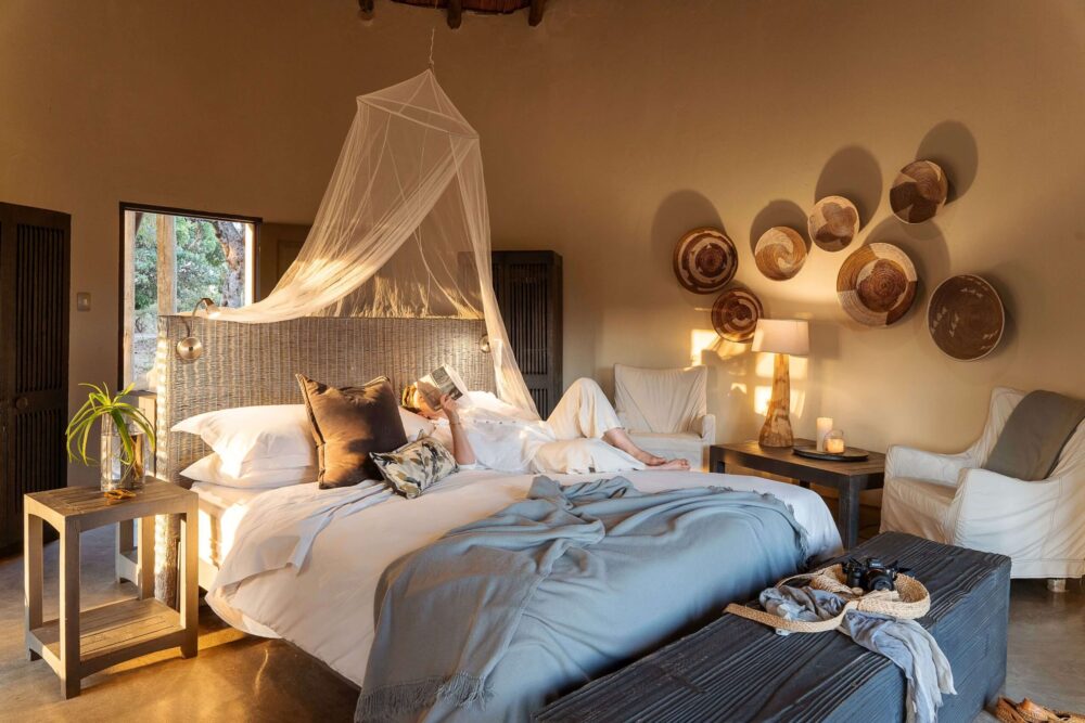 Simbavati River Lodge rooms chalet bedroom 19941 scaled e1630659357788
