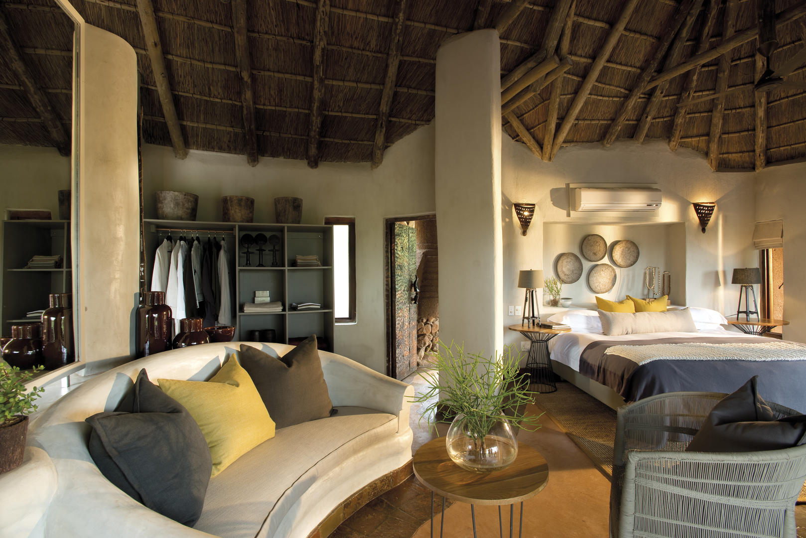 Kopano Camp Suite with a view out over the open savannah