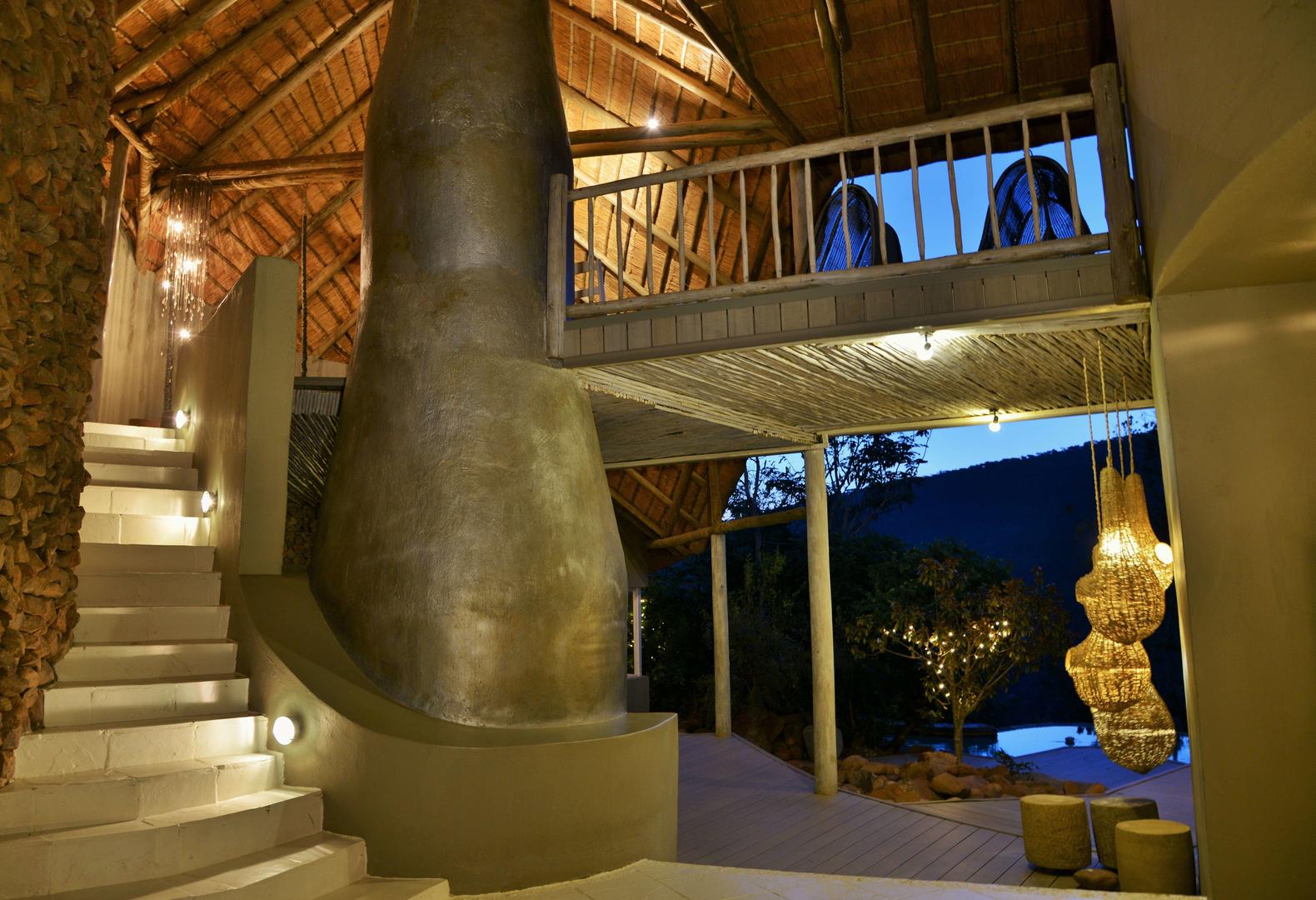 1763108781263clifftop exclusive safari hideaway guest area evening