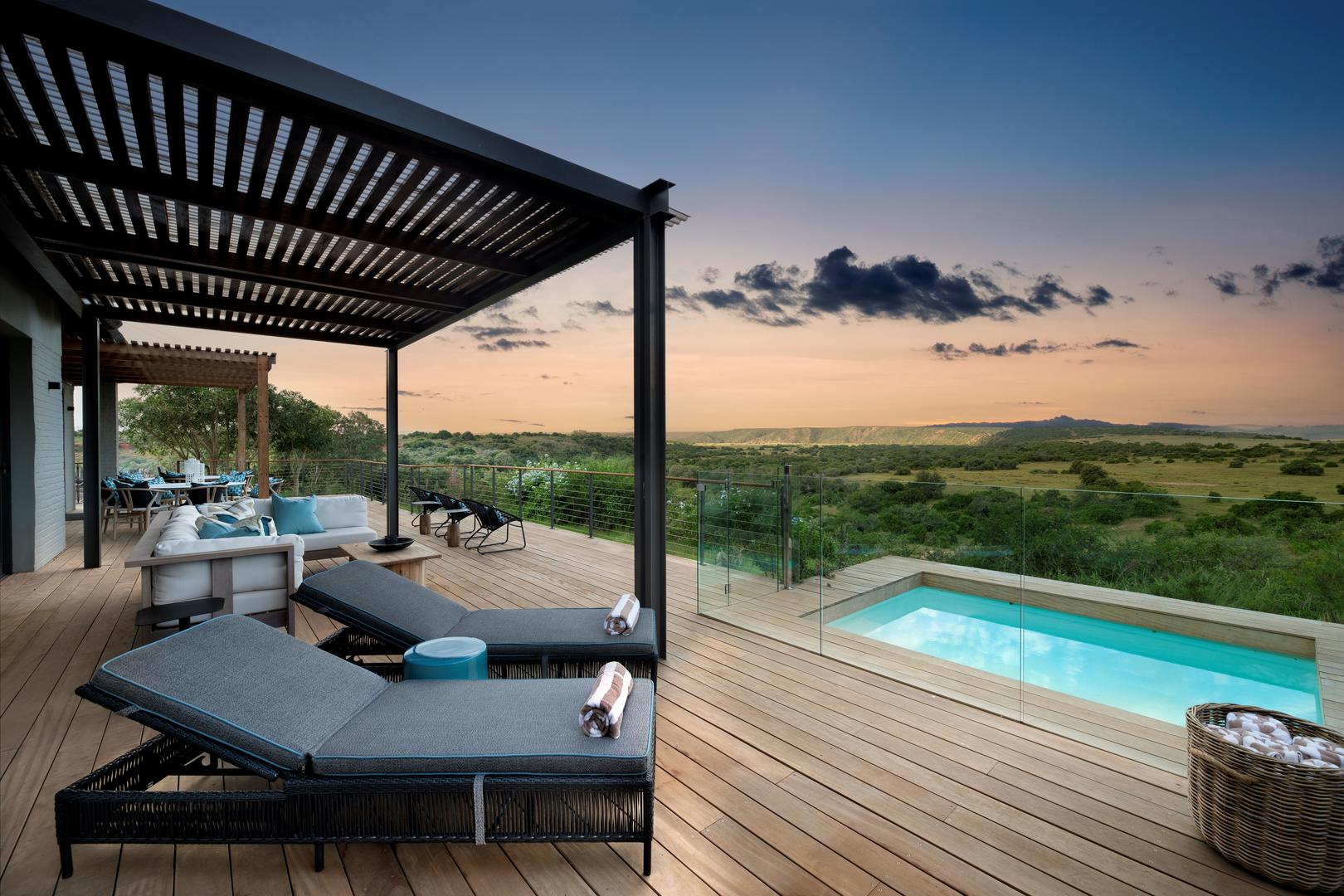 Sarili Deck Area
