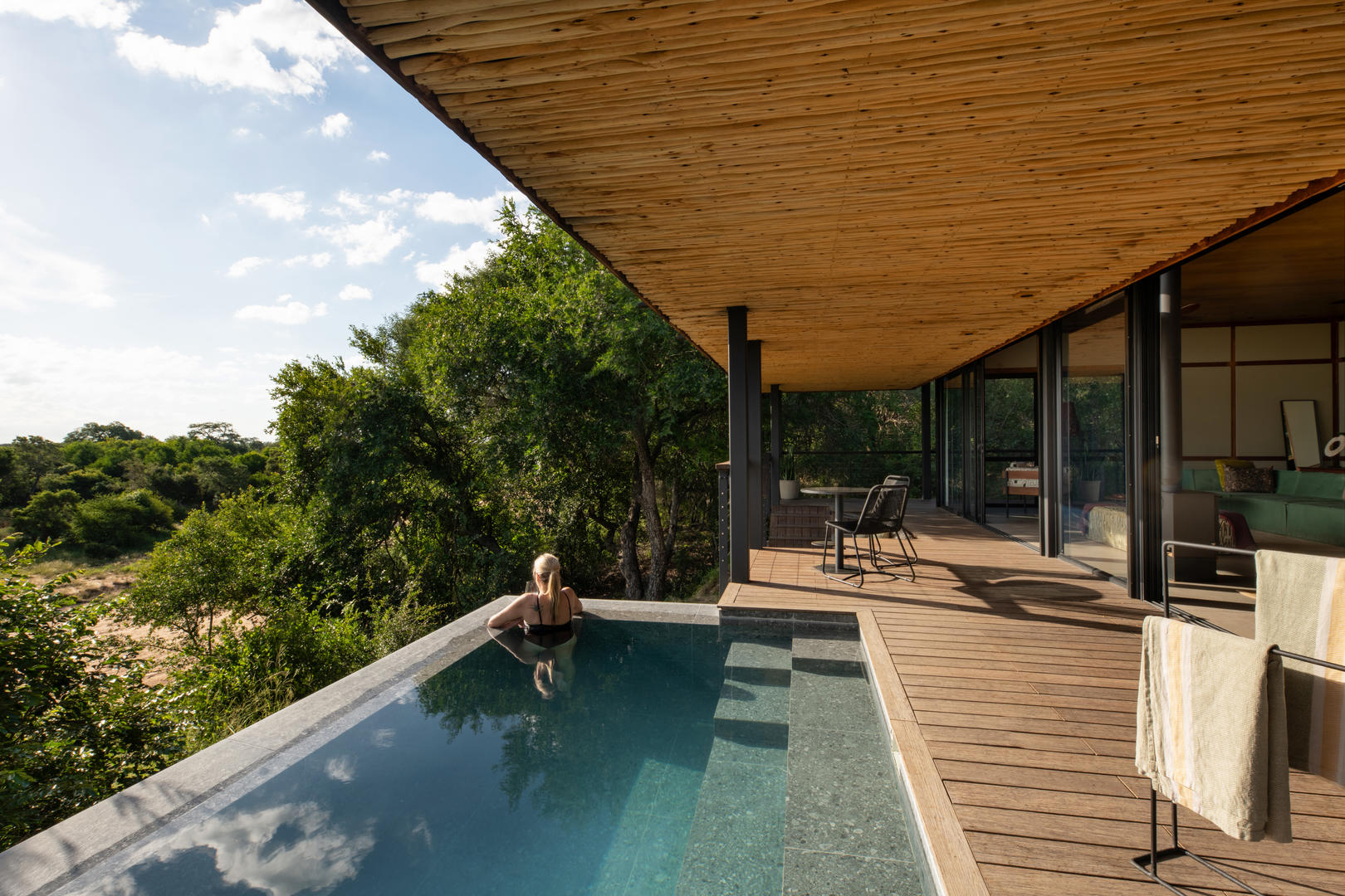 1754555050237tanda tulasafari suitesdeck pool2