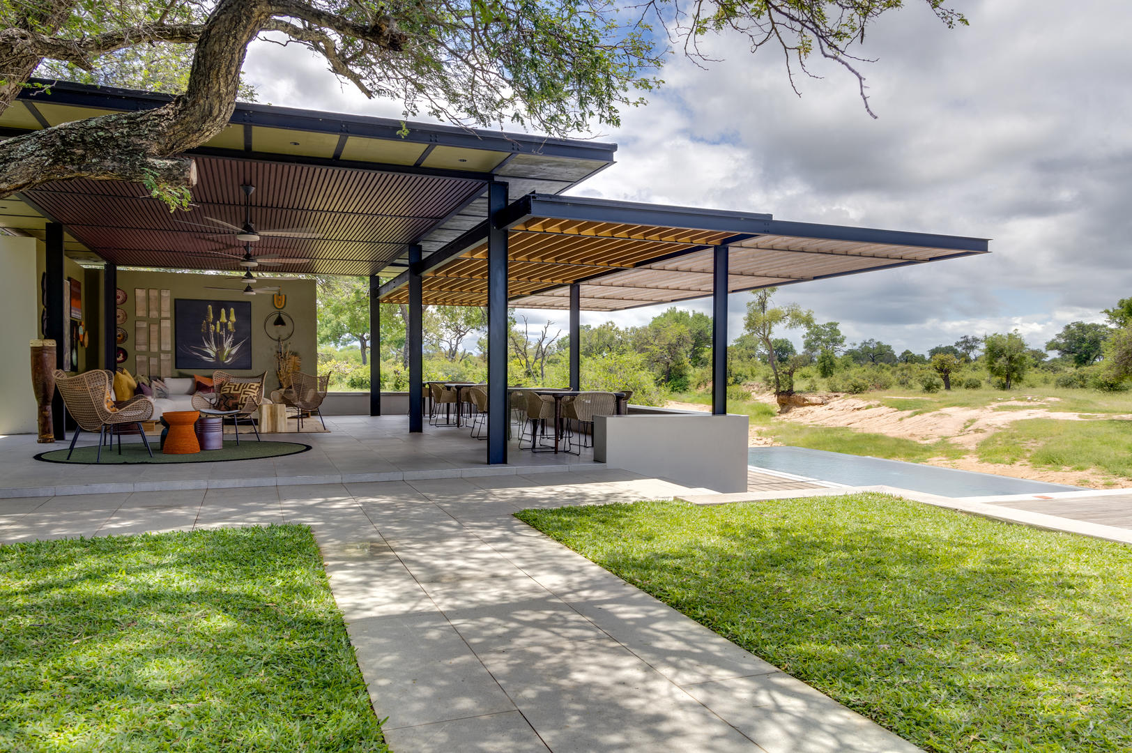 Outdoor Common Area 1